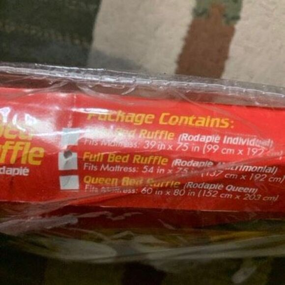 Hot Tracks Racing Gear Full Bed Ruffle *New* - Picture 3 of 6